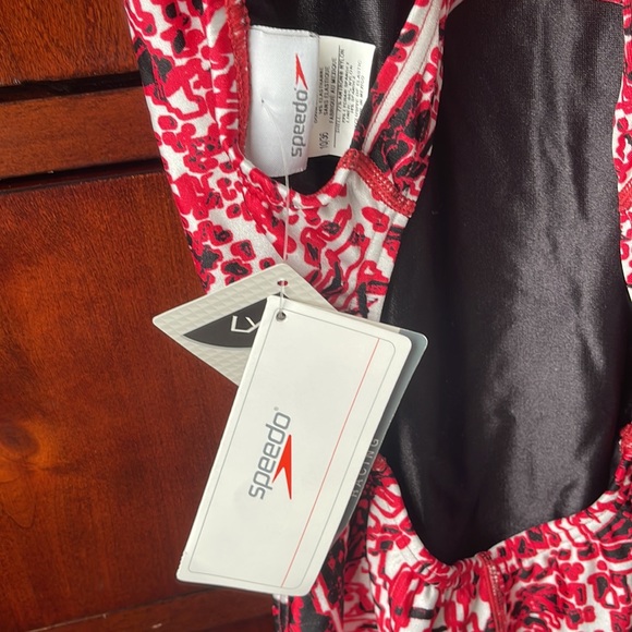 Speedo Women’s Racing One Piece Swimsuit - NWT - Picture 4 of 5